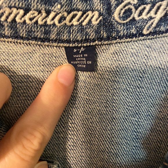 AE Cropped Denim Jacket - Picture 3 of 3